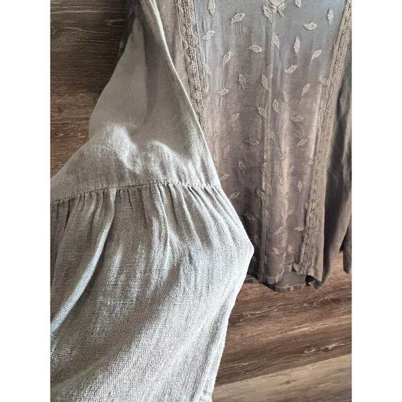 Johnny Was Womens Blouse Top Sz XS Grey Embroidered Paisley Tunic Boho Artsy - Picture 4 of 9